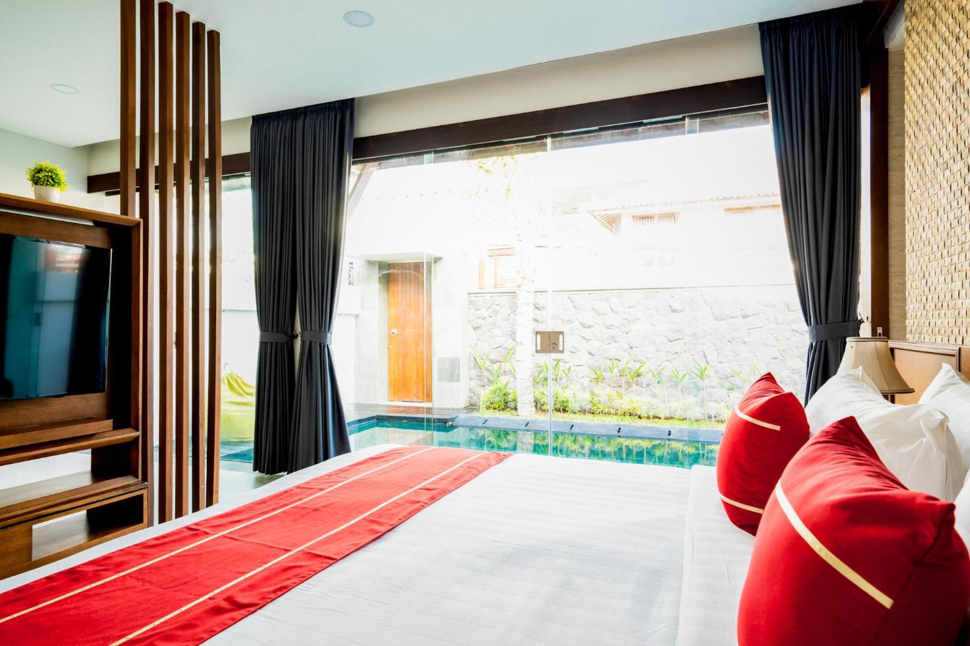 Del Cielo Villa Seminyak Pokoj fotografie